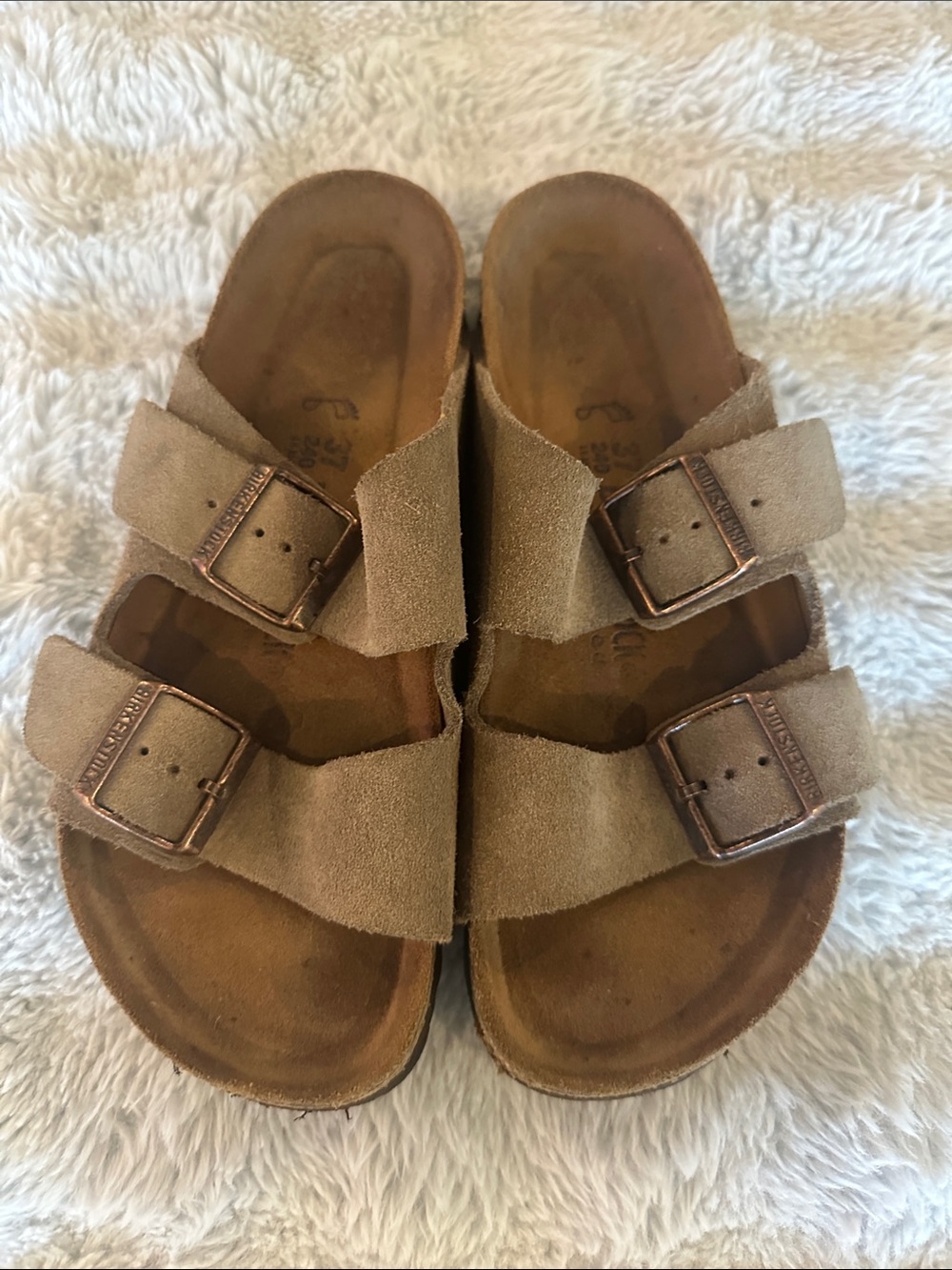 Birkenstock Arizona Soft Footbed Taupe Suede Sandals Women’s 6–6.5.
